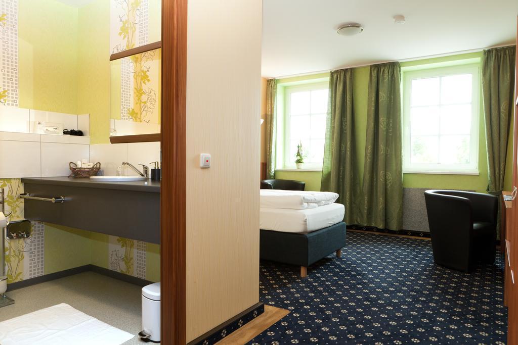 Hotel Deutscher Hof بابينهاوزن الغرفة الصورة